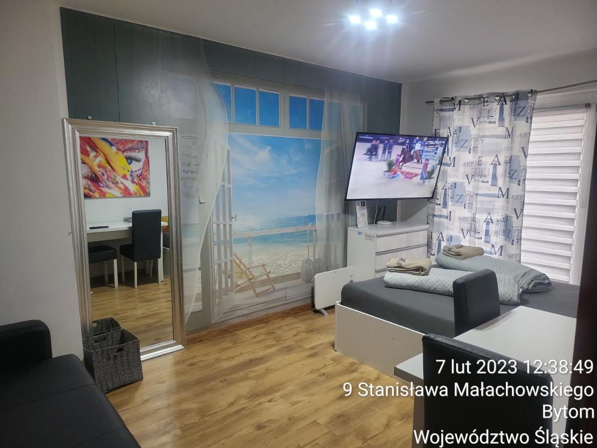 Apartamenty Rest Studio Self Check-In 24H بيتوم المظهر الخارجي الصورة