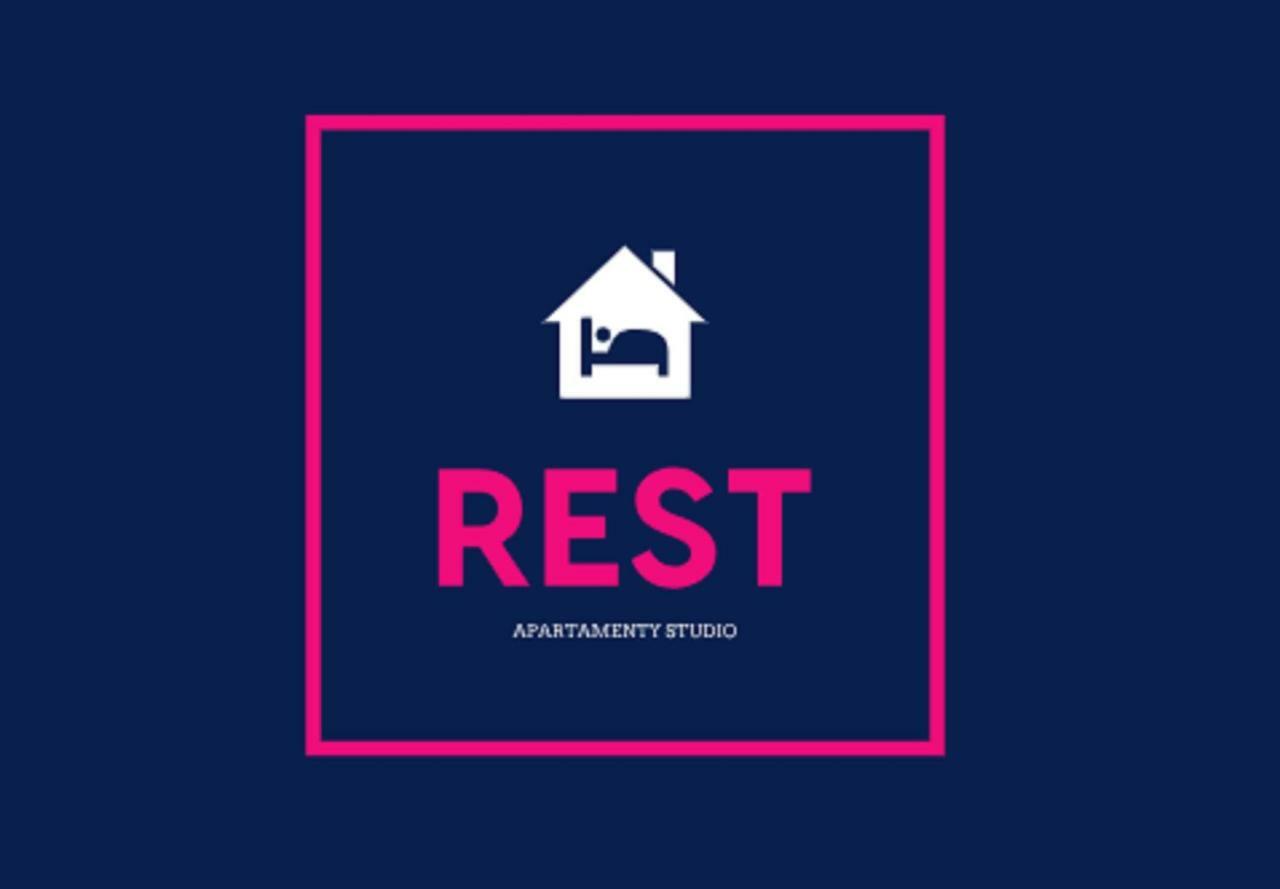 Apartamenty Rest Studio Self Check-In 24H بيتوم المظهر الخارجي الصورة