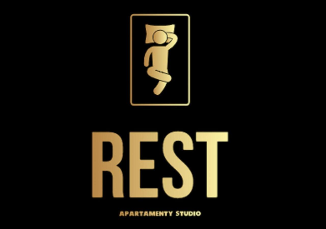 Apartamenty Rest Studio Self Check-In 24H بيتوم المظهر الخارجي الصورة